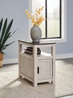 Fendenmore - Chair Side End Table - Image 6