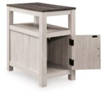 Fendenmore - Chair Side End Table - Image 8